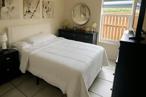 Купить таунхаус в Хайалиа, Флорида 3 спальни, 101.54м2, № 1964282 - фото 17