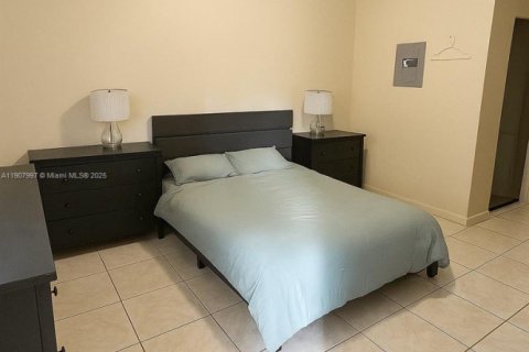 Купить таунхаус в Хайалиа, Флорида 3 спальни, 101.54м2, № 1964282 - фото 12