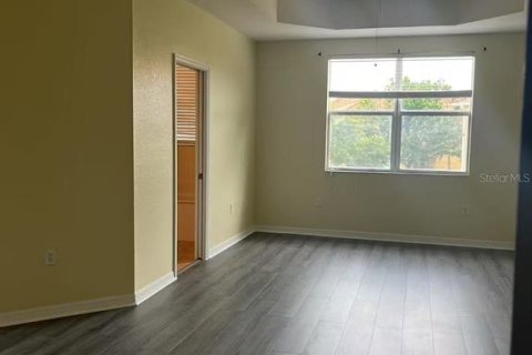 Townhouse in Fort Myers, Florida 3 bedrooms, 179.12 sq.m. № 1690304 - photo 6