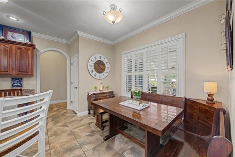 House in Plant City, Florida 4 bedrooms, 414.81 sq.m. № 2210346 - photo 24