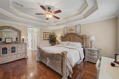 House in Plant City, Florida 4 bedrooms, 414.81 sq.m. № 2210346 - photo 30