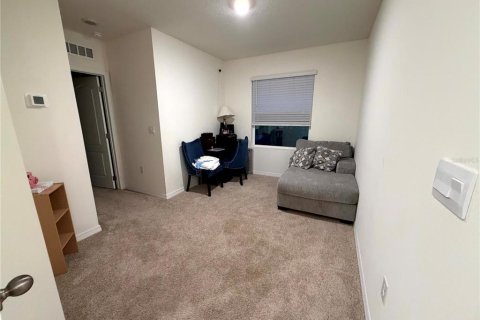 Touwnhouse à vendre à Kissimmee, Floride: 3 chambres, 163.32 m2 № 2418698 - photo 8