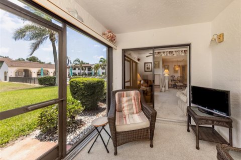 Condo in Venice, Florida, 2 bedrooms  № 1684662 - photo 14