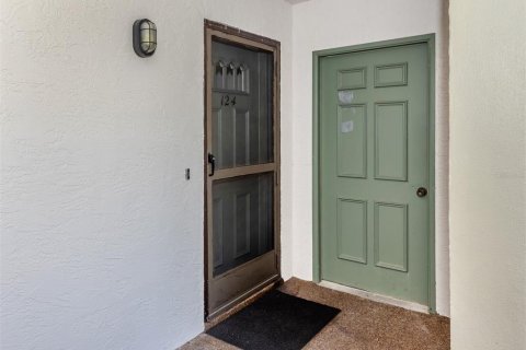 Condo in Venice, Florida, 2 bedrooms  № 1684662 - photo 24