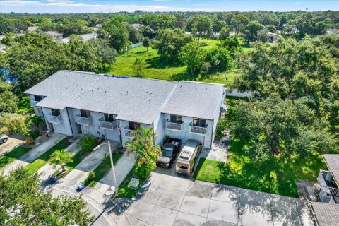 Condominio en venta en Pinellas Park, Florida, 3 dormitorios, 150.5 m2 № 1919609 - foto 1