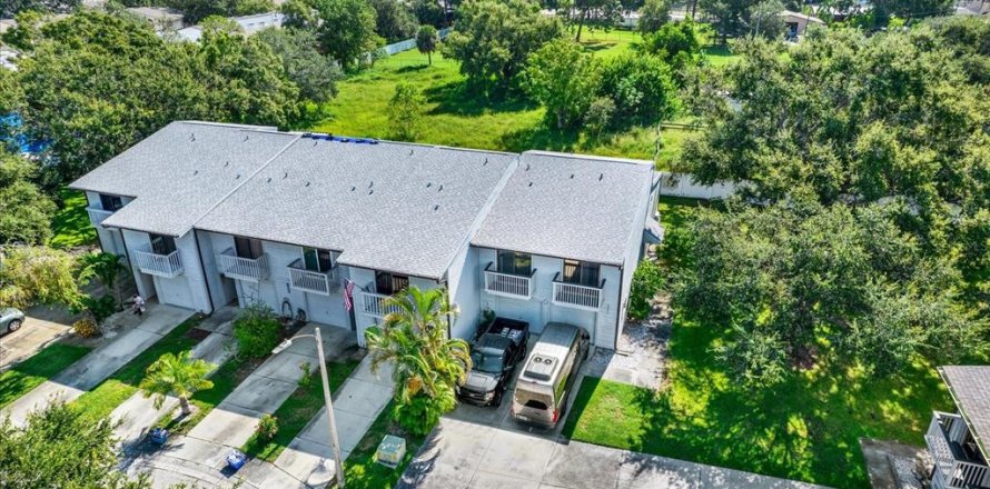 Condominio en Pinellas Park, Florida, 3 dormitorios № 1919609