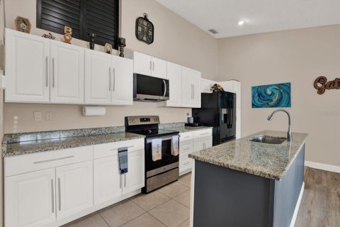 Condominio en venta en Pinellas Park, Florida, 3 dormitorios, 150.5 m2 № 1919609 - foto 11