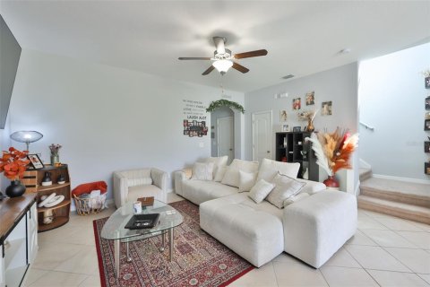Townhouse in Lakeland, Florida 3 bedrooms, 156.82 sq.m. № 2102071 - photo 14
