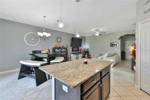 Townhouse in Lakeland, Florida 3 bedrooms, 156.82 sq.m. № 2102071 - photo 8