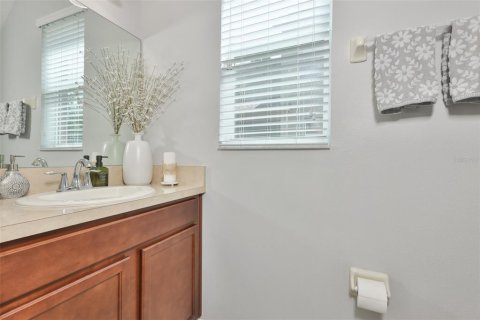 Townhouse in Lakeland, Florida 3 bedrooms, 156.82 sq.m. № 2102071 - photo 2