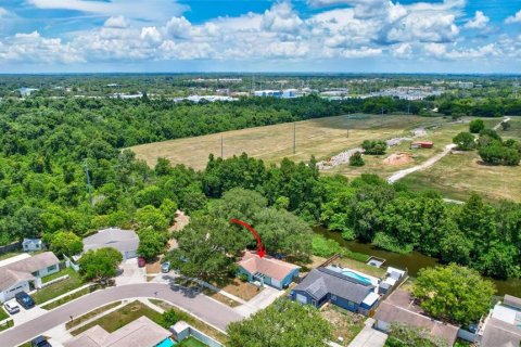 Villa ou maison à louer à Largo, Floride: 2 chambres, 82.5 m2 № 2157241 - photo 28