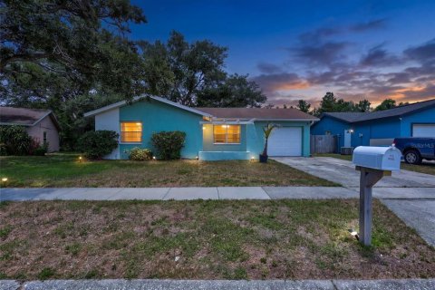 Villa ou maison à Largo, Floride 2 chambres, 82.5 m2 № 2157241