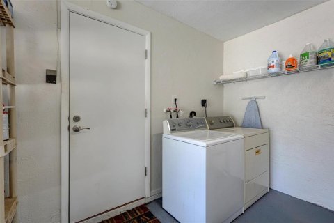 Villa ou maison à louer à Largo, Floride: 2 chambres, 82.5 m2 № 2157241 - photo 21