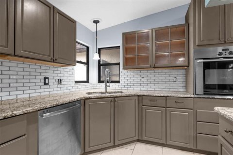 Condominio en venta en Winter Haven, Florida, 3 dormitorios, 239.97 m2 № 1907349 - foto 11
