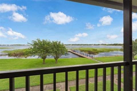 Condominio en venta en Winter Haven, Florida, 3 dormitorios, 239.97 m2 № 1907349 - foto 19