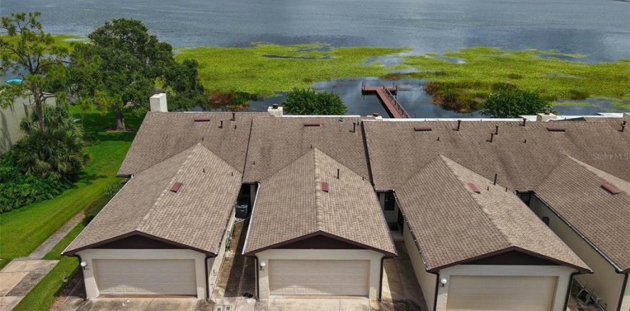 Condominio en Winter Haven, Florida, 3 dormitorios  № 1907349