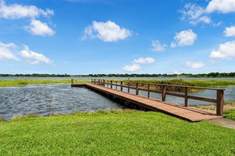 Condominio en venta en Winter Haven, Florida, 3 dormitorios, 239.97 m2 № 1907349 - foto 2