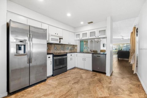 Casa en alquiler en Palm Coast, Florida, 3 dormitorios, 145.95 m2 № 1856261 - foto 4