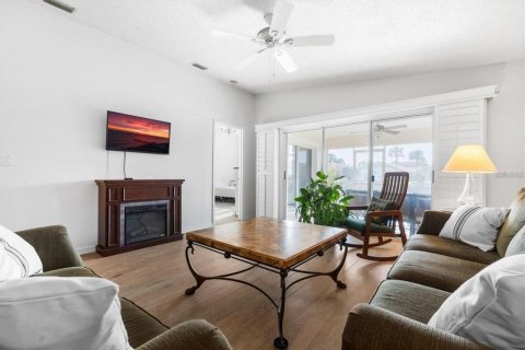 Casa en alquiler en Palm Coast, Florida, 3 dormitorios, 145.95 m2 № 1856261 - foto 7
