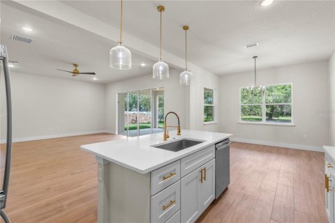 Villa ou maison à vendre à Ocala, Floride: 4 chambres, 216.56 m2 № 2361115 - photo 9