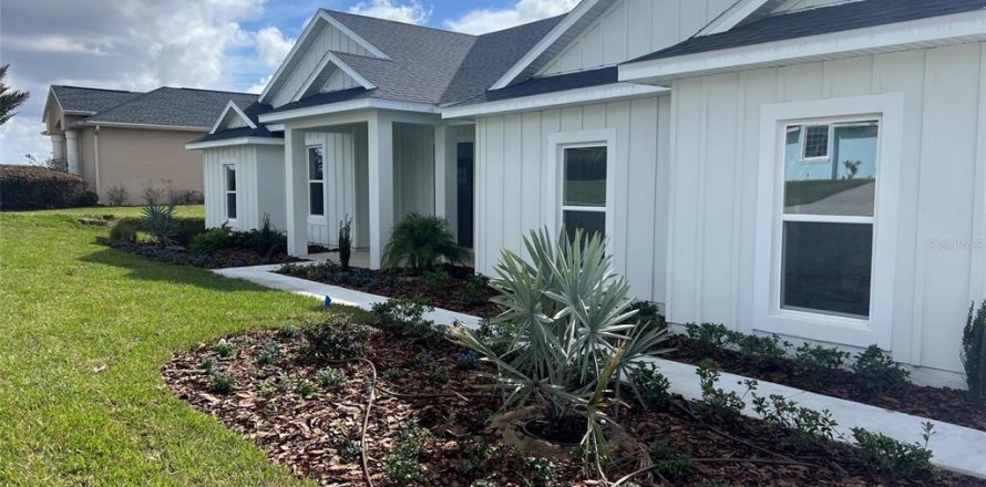 Villa ou maison à Ocala, Floride 4 chambres, 216.56 m2 № 2361115