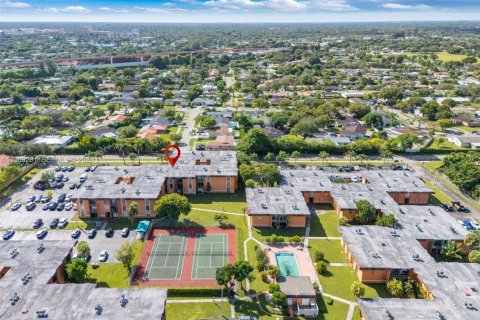 Copropriété à louer à Miami, Floride: 2 chambres, 117.24 m2 № 2051491 - photo 28