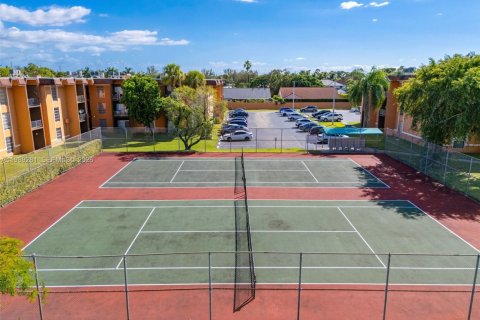 Copropriété à louer à Miami, Floride: 2 chambres, 117.24 m2 № 2051491 - photo 26