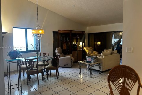 Купить виллу или дом в Майами, Флорида 3 спальни, 140м2, № 1997637 - фото 5