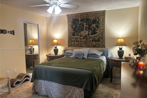 Купить виллу или дом в Майами, Флорида 3 спальни, 140м2, № 1997637 - фото 17