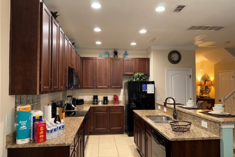 Casa en alquiler en Davenport, Florida, 6 dormitorios, 337.14 m2 № 1906850 - foto 13