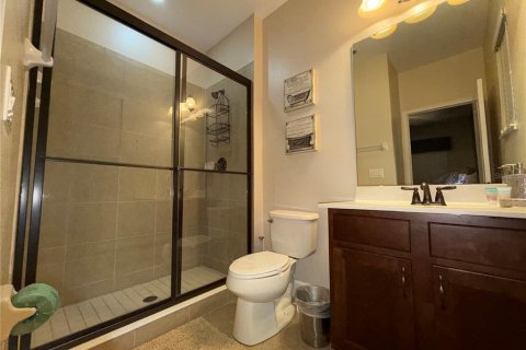 Casa en alquiler en Davenport, Florida, 6 dormitorios, 337.14 m2 № 1906850 - foto 15