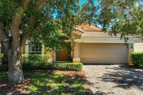 House in Orlando, Florida 3 bedrooms, 189.43 sq.m. № 2420114 - photo 3