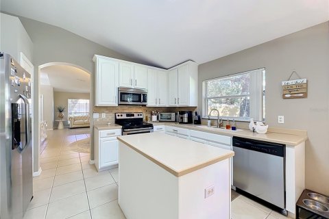 House in Orlando, Florida 3 bedrooms, 189.43 sq.m. № 2420114 - photo 30