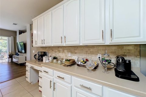 House in Orlando, Florida 3 bedrooms, 189.43 sq.m. № 2420114 - photo 29