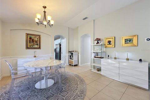 House in Orlando, Florida 3 bedrooms, 189.43 sq.m. № 2420114 - photo 25