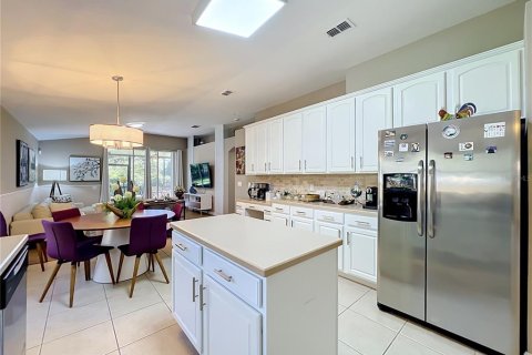 House in Orlando, Florida 3 bedrooms, 189.43 sq.m. № 2420114 - photo 21