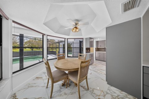 House in Port St. Lucie, Florida 3 bedrooms, 223.71 sq.m. № 2176855 - photo 20