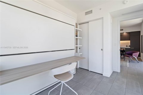 Condominio en venta en Miami, Florida, 2 dormitorios, 60.11 m2 № 2152876 - foto 19
