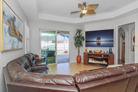 Villa ou maison à vendre à Kissimmee, Floride: 3 chambres, 180.32 m2 № 2213398 - photo 14