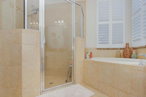 Villa ou maison à vendre à Kissimmee, Floride: 3 chambres, 180.32 m2 № 2213398 - photo 26