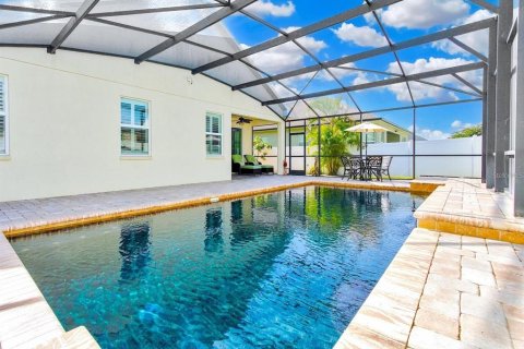 Villa ou maison à vendre à Kissimmee, Floride: 3 chambres, 180.32 m2 № 2213398 - photo 3