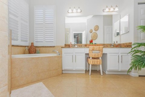 Villa ou maison à vendre à Kissimmee, Floride: 3 chambres, 180.32 m2 № 2213398 - photo 25