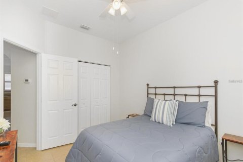 Villa ou maison à vendre à Kissimmee, Floride: 3 chambres, 180.32 m2 № 2213398 - photo 28