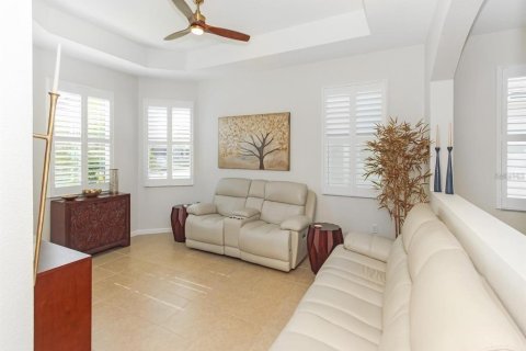 Villa ou maison à vendre à Kissimmee, Floride: 3 chambres, 180.32 m2 № 2213398 - photo 9