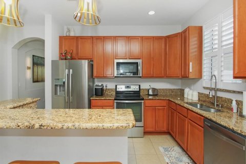 Villa ou maison à vendre à Kissimmee, Floride: 3 chambres, 180.32 m2 № 2213398 - photo 19
