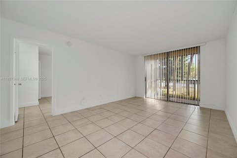 Copropriété à louer à Miami, Floride: 1 chambre, 57.04 m2 № 1986181 - photo 8