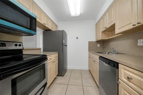 Copropriété à louer à Miami, Floride: 1 chambre, 57.04 m2 № 1986181 - photo 4