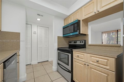 Copropriété à louer à Miami, Floride: 1 chambre, 57.04 m2 № 1986181 - photo 5
