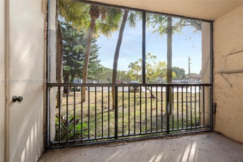 Copropriété à louer à Miami, Floride: 1 chambre, 57.04 m2 № 1986181 - photo 17