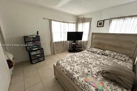 Immobilier commercial à vendre à Miami, Floride: 160.16 m2 № 1759135 - photo 7